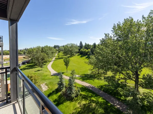 5 Saint Louis St #405, Saint Albert, AB T8N 7T2