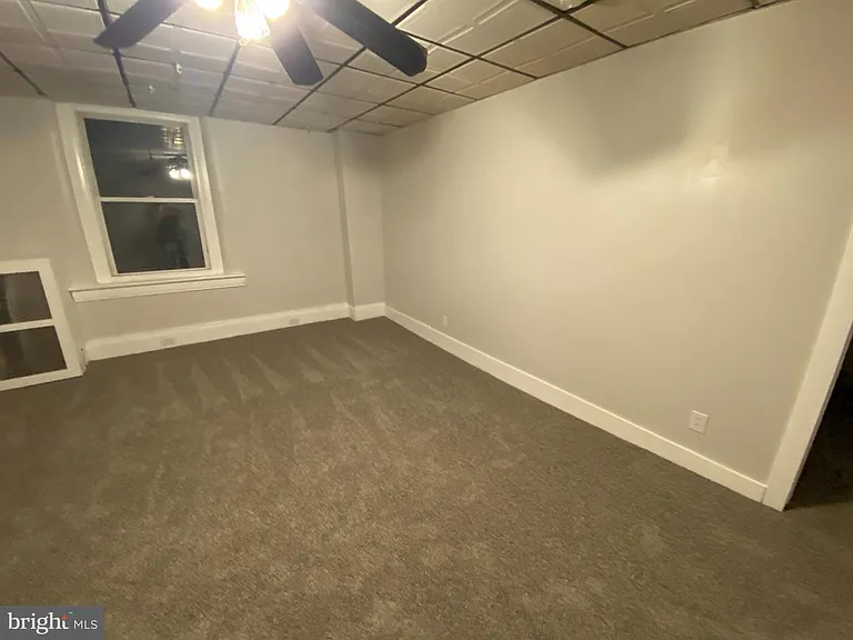 254 N Main St — Photo 5
