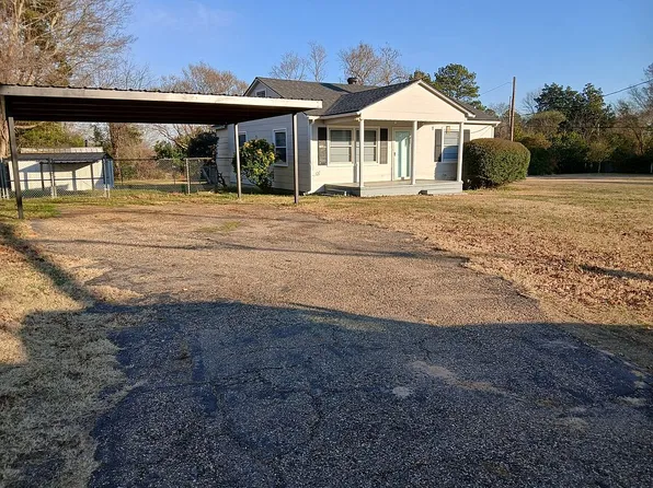 3300 S Garrett St, Marshall, TX 75672