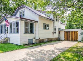 42 5th St, Clintonville, WI 54929
