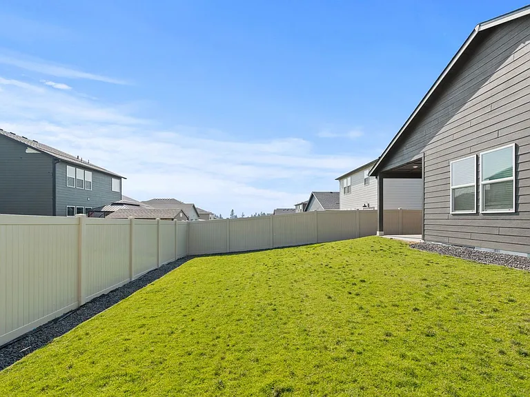 5507 W Georgetown Ln — Photo 22
