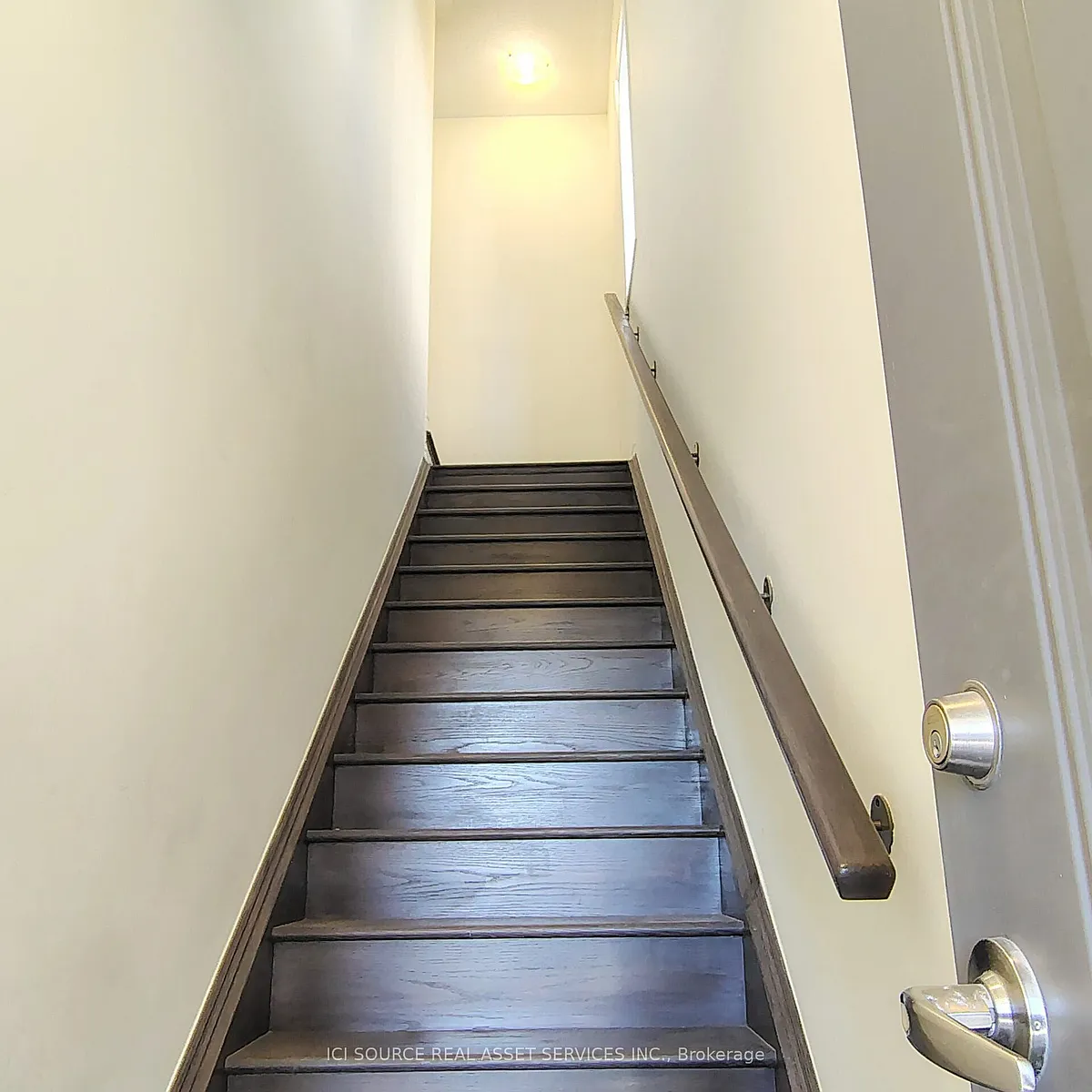 Building Photo - 250 Lagerfeld Dr #16