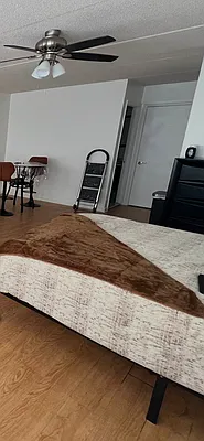 Rented by Mega Suite Realty | media 10