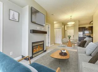 88 Arbour Lake Rd NW, Calgary, AB T3G0C2