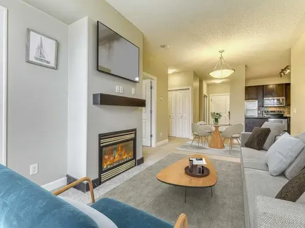 88 Arbour Lake Rd NW, Calgary, AB T3G 0C2