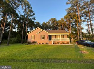 4 Line Dr, Crisfield, MD 21817