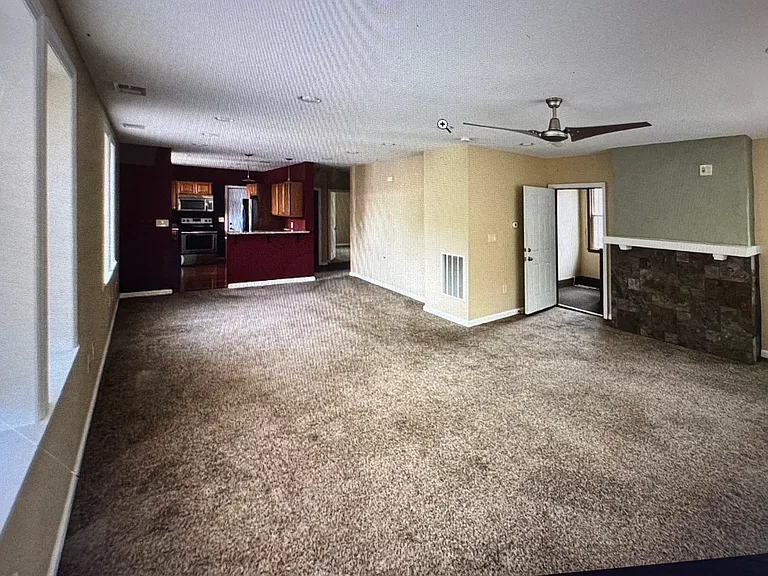 1258 Illinois Ave #4 — Photo 7
