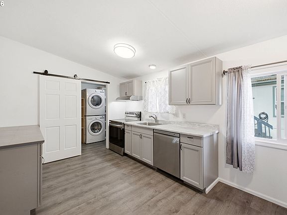 5th image of 16812 SE 1st St Unit 45