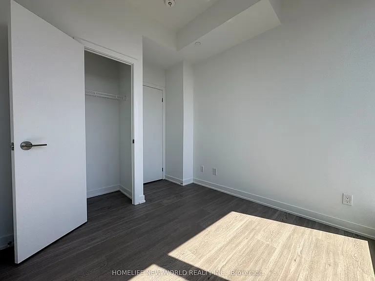 8 Wellesley St W #5303 — Photo 22