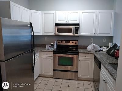 1st image of 102 Cityview Ln #102