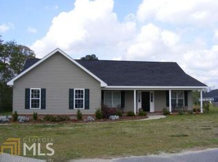 2901 Charlie Ln, Statesboro, GA 30461