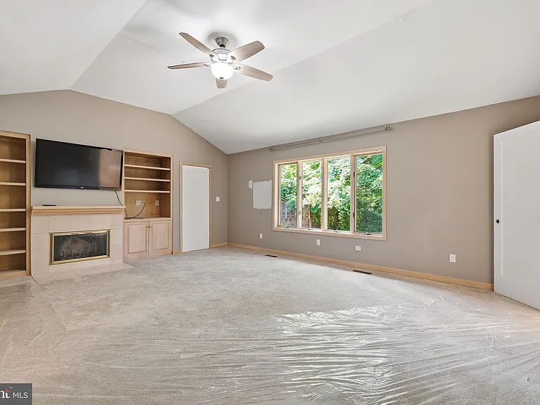 22 Poplar Point Rd — Photo 14