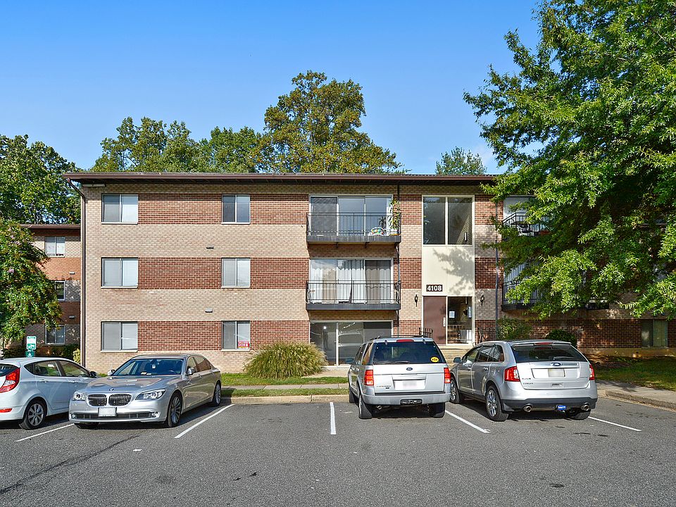 1st image of 4108 Mangalore Dr APT 102