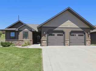 1248 Settlers Creek Pl, Rapid City, SD 57701