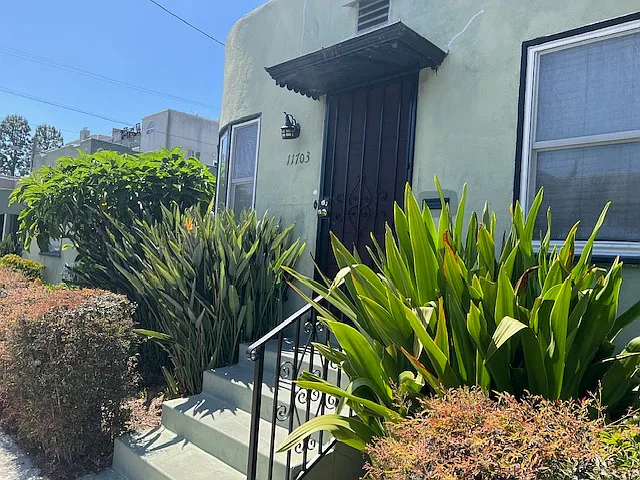 11703 Idaho Ave #11703 — Photo 1