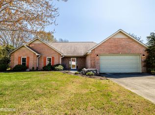 2350 Sir Edward Ln, Maryville, TN 37803