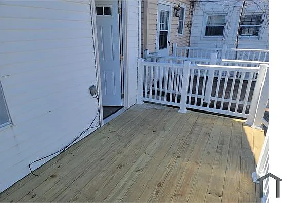 272 Saint Helena Ave — Photo 13