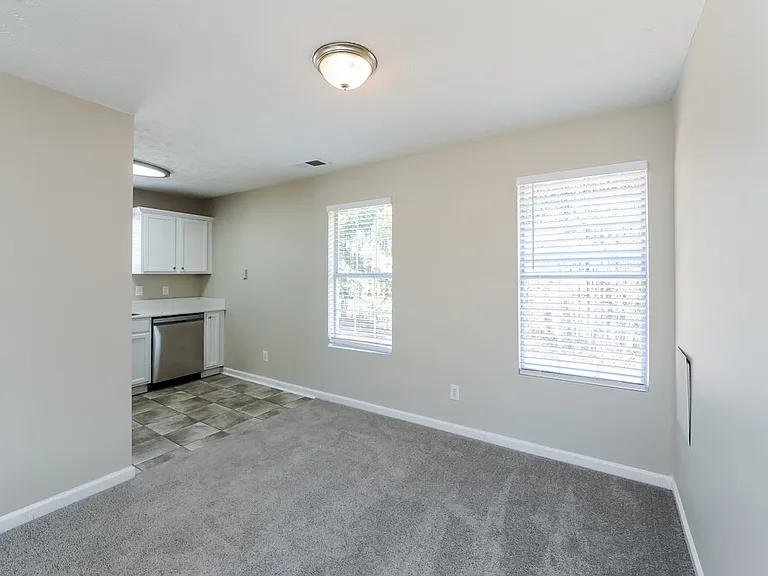 4250 Viewpoint Ln — Photo 7