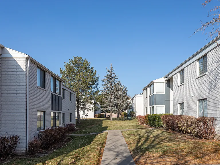Goldstone Place Apartments — Photo 16