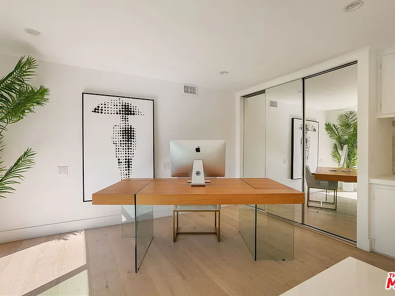 344 Arno Way — Photo 29