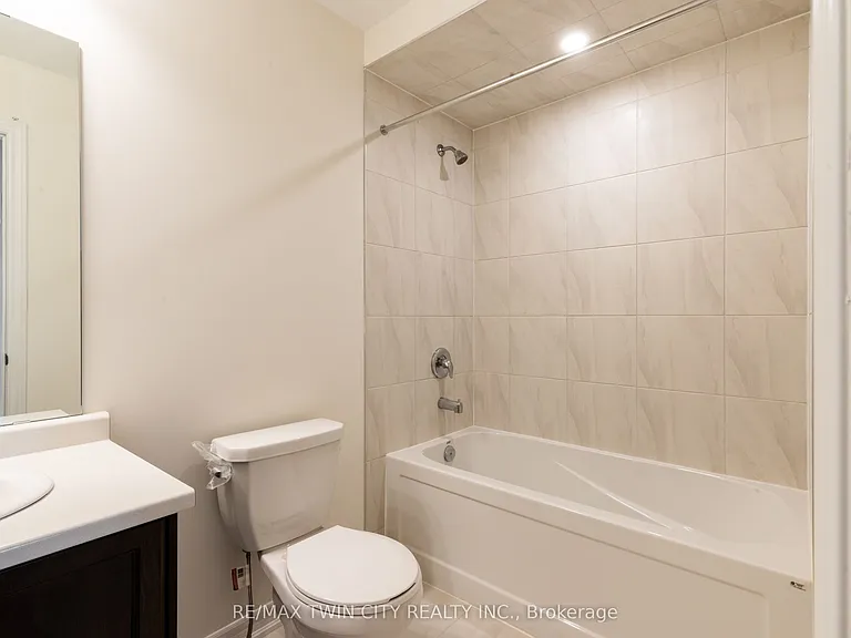 33 Dennis Ave — Photo 17