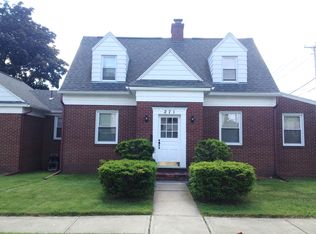 271 Whitehall Rd, Albany, NY 12209