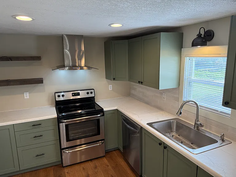136 W Vine St — Photo 3