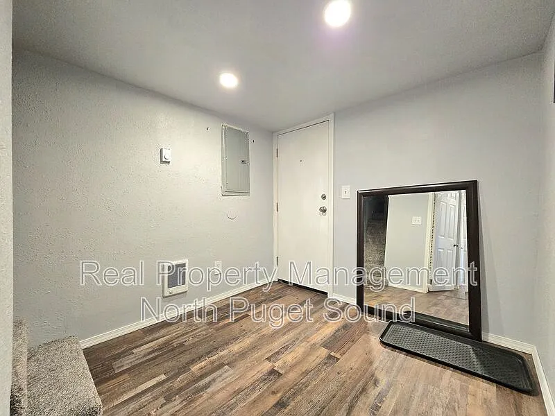1 bed, 1.0 bath, 400 sqft, $1,050 — Photo 3