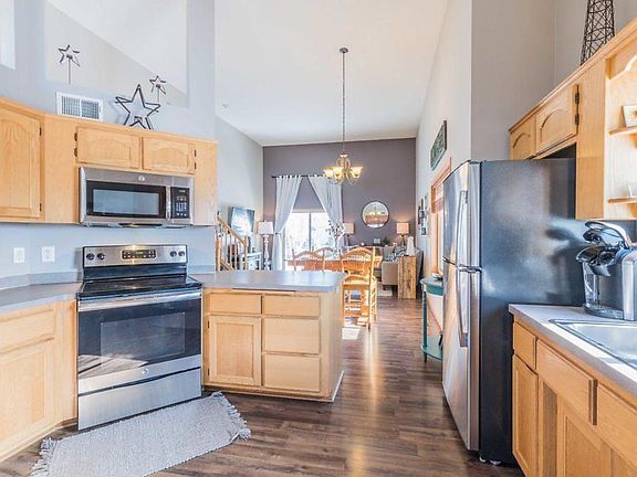 3rd image of 22991 Navajo St NW