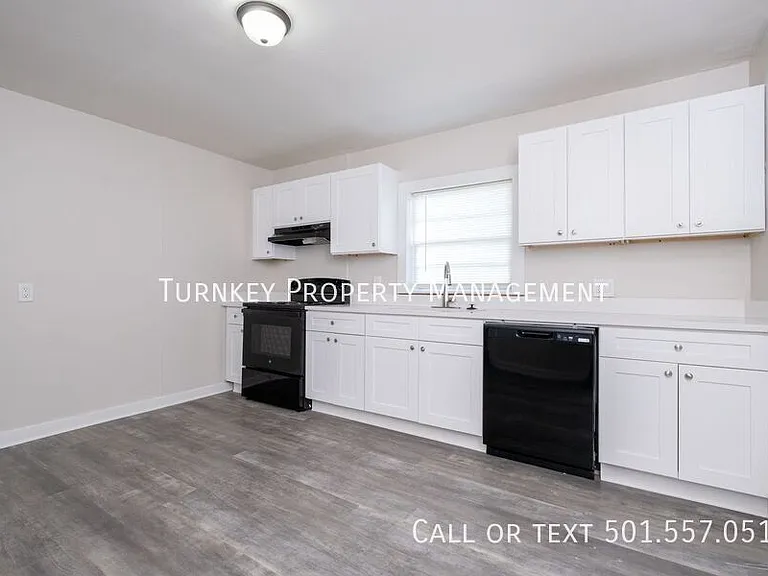 4912 School St — Photo 3