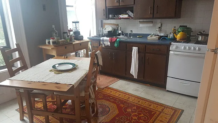 Rented by BLS Realty | media 10