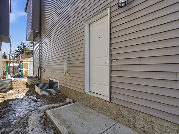 5th image of 7605 92nd Ave NW
