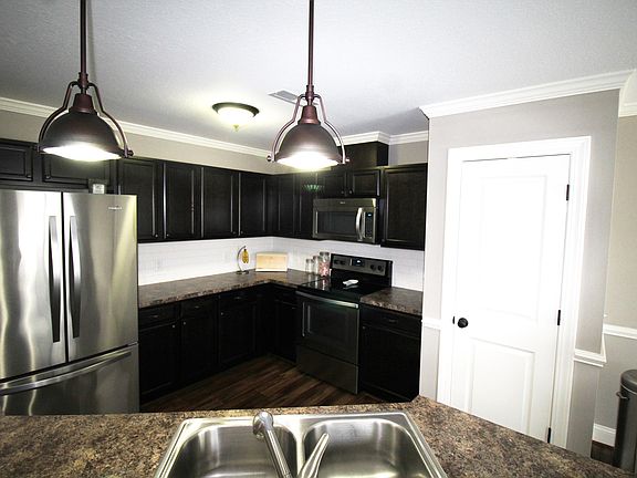 5th image of 132 Chandler Drive #G