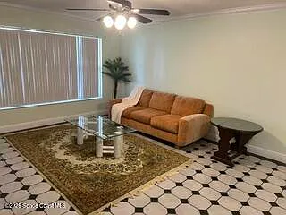 3 bed, 2.5 bath, 1668 sqft, $2,490 — Photo 3