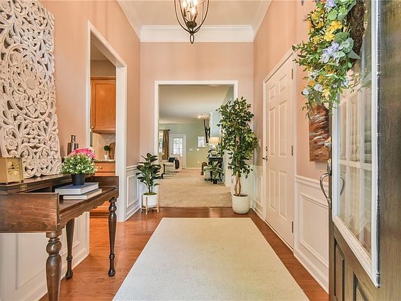 5th image of 6407 Autumn Crest Ln