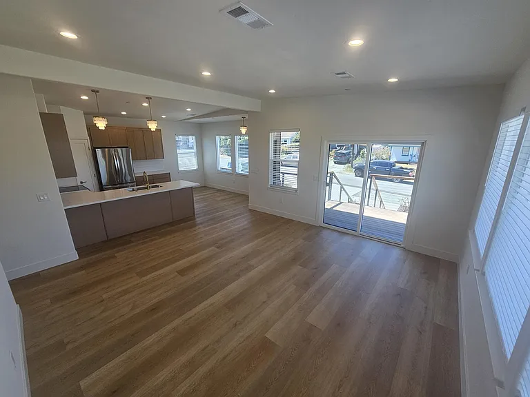 961 Balboa St #1 — Photo 8
