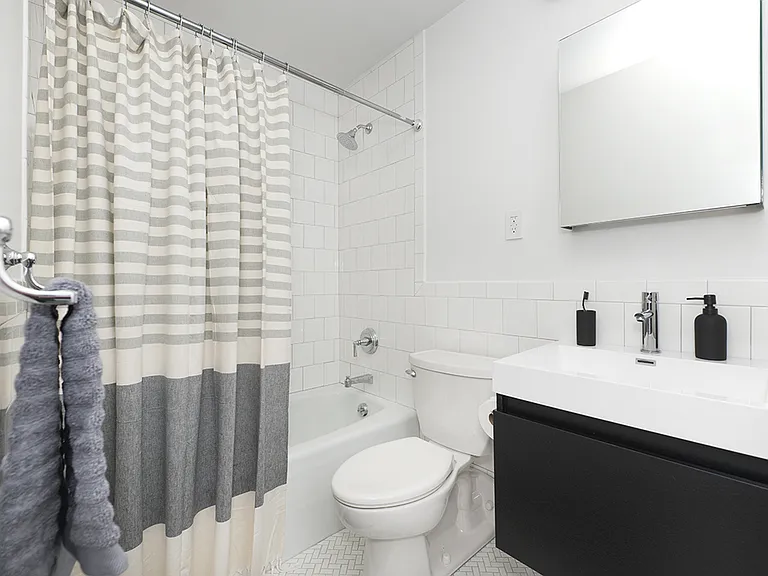 275 South St #15B — Photo 9