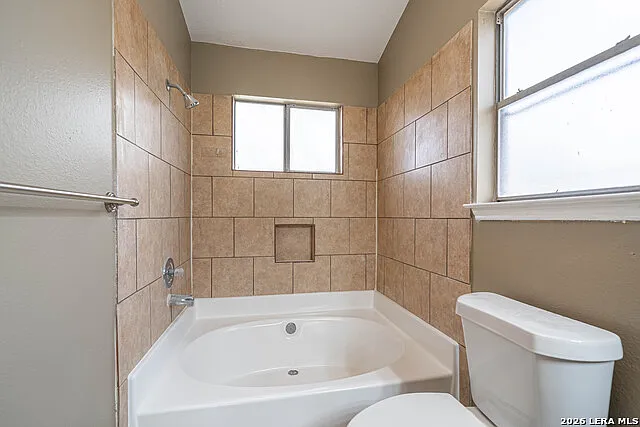 821 Meadow Stone — Photo 15