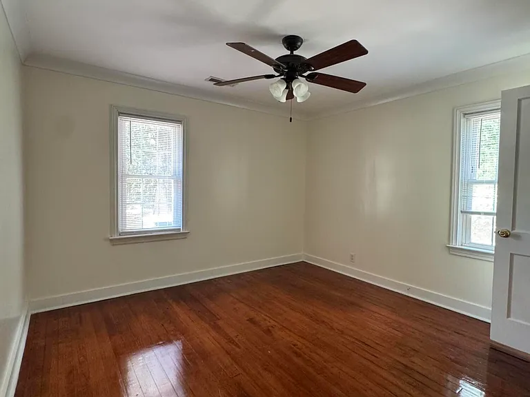 933 S Live Oak Dr — Photo 8