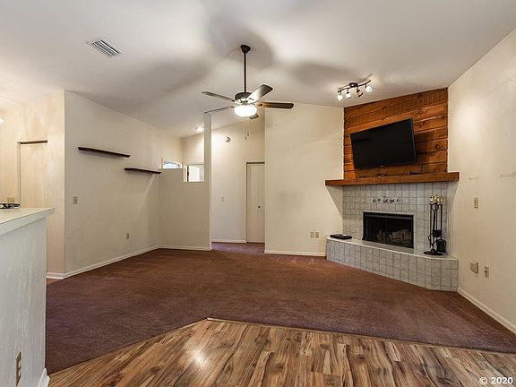 4th image of 3633 NW 54th Ln