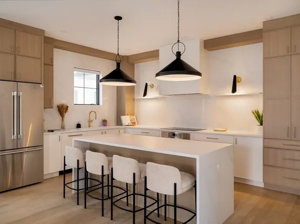 15 S Waverly St #15, Brighton, MA 02135