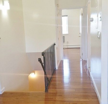 4th image of 1312 33rd Ave