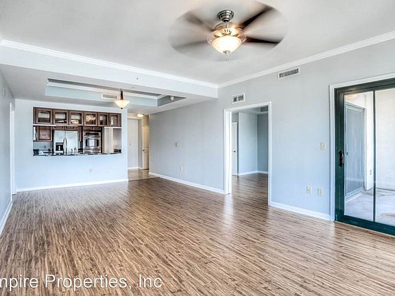 5th image of 121 N Monroe St APT 9009
