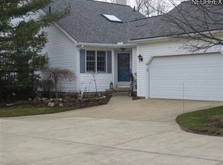 653 Grand Vw, Aurora, OH 44202