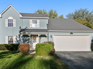 1025 Chelsea Ln, Aurora, IL 60504