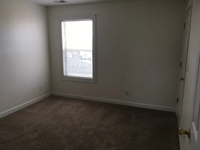 2281 Shamrock Ln — Photo 20