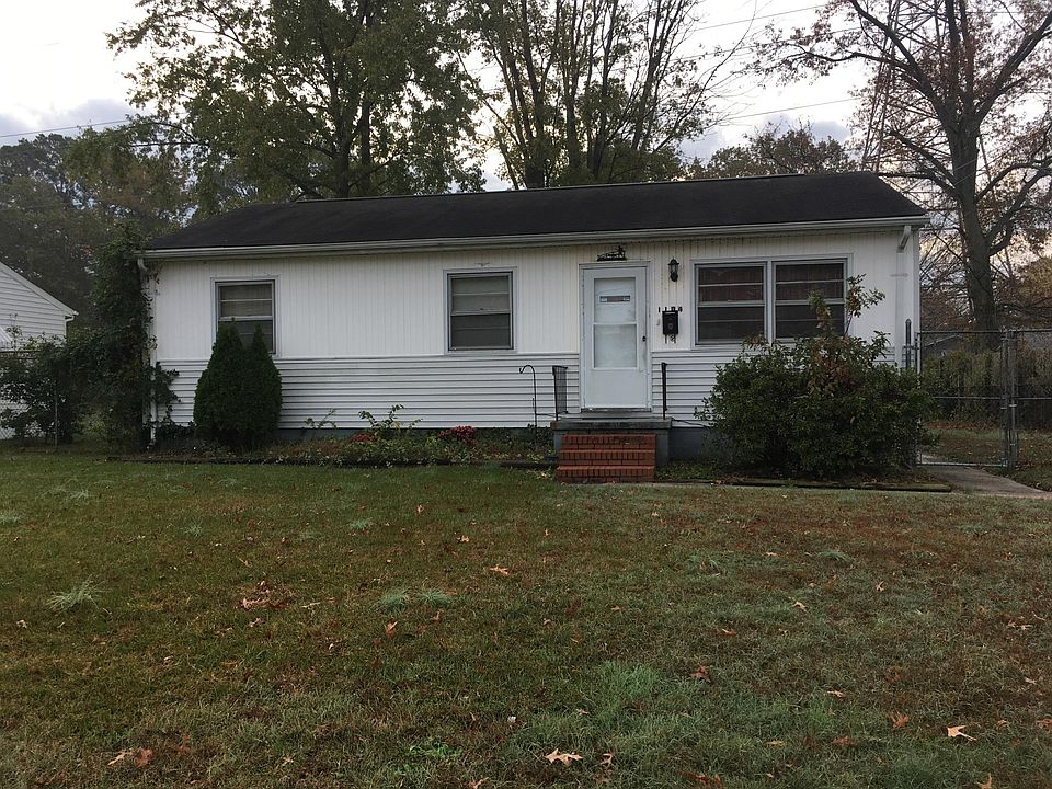 1st image of 1104 72nd St