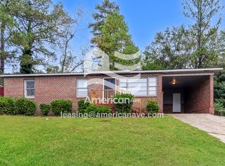 3212 Thunderbird Rd, Macon, GA 31217