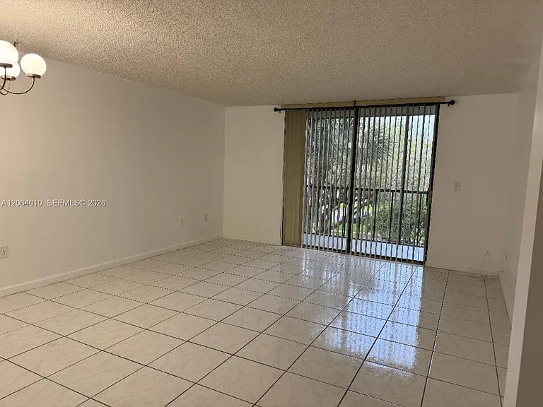 8400 SW 133rd Road Pl #317 — Photo 2