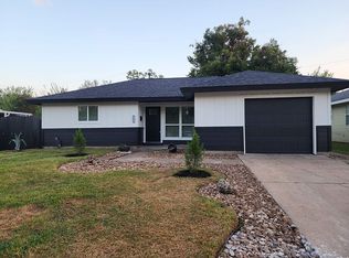 2806 Raymond St, Pasadena, TX 77506